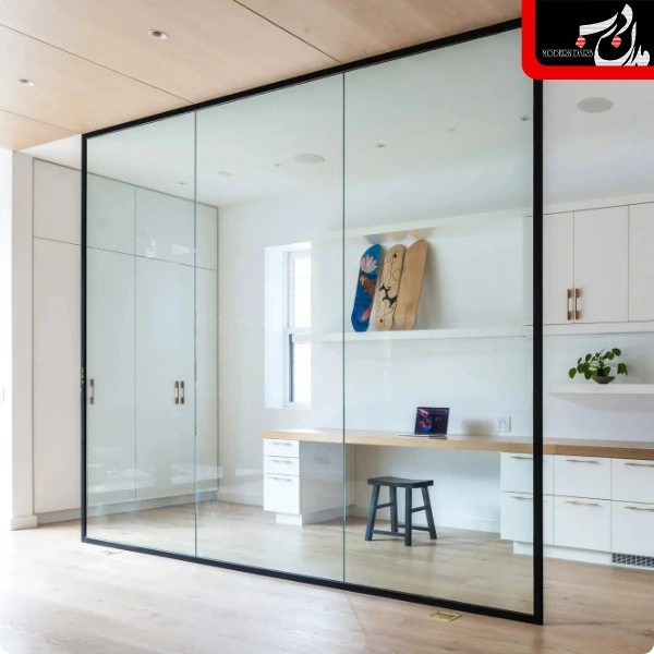 پارتیشن شیشه ای منزل چیست و چه مزایایی دارد؟ کاربردهای پارتیشن شیشه ای منزل